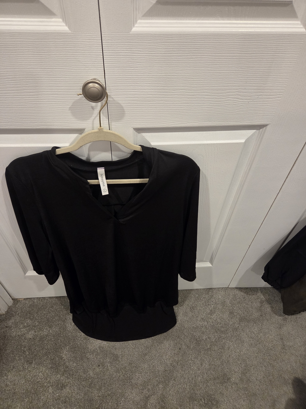Honeyme Black V-Neck Short Sleeve Top
